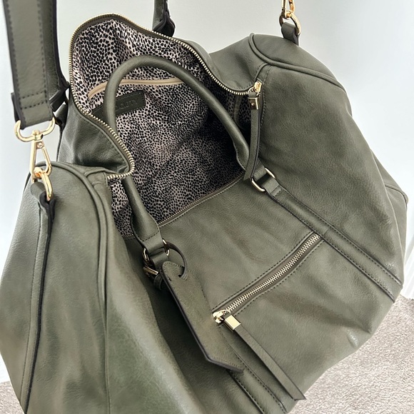 Sole Society Faux Leather Devon Weekender in Olive - Picture 5 of 5